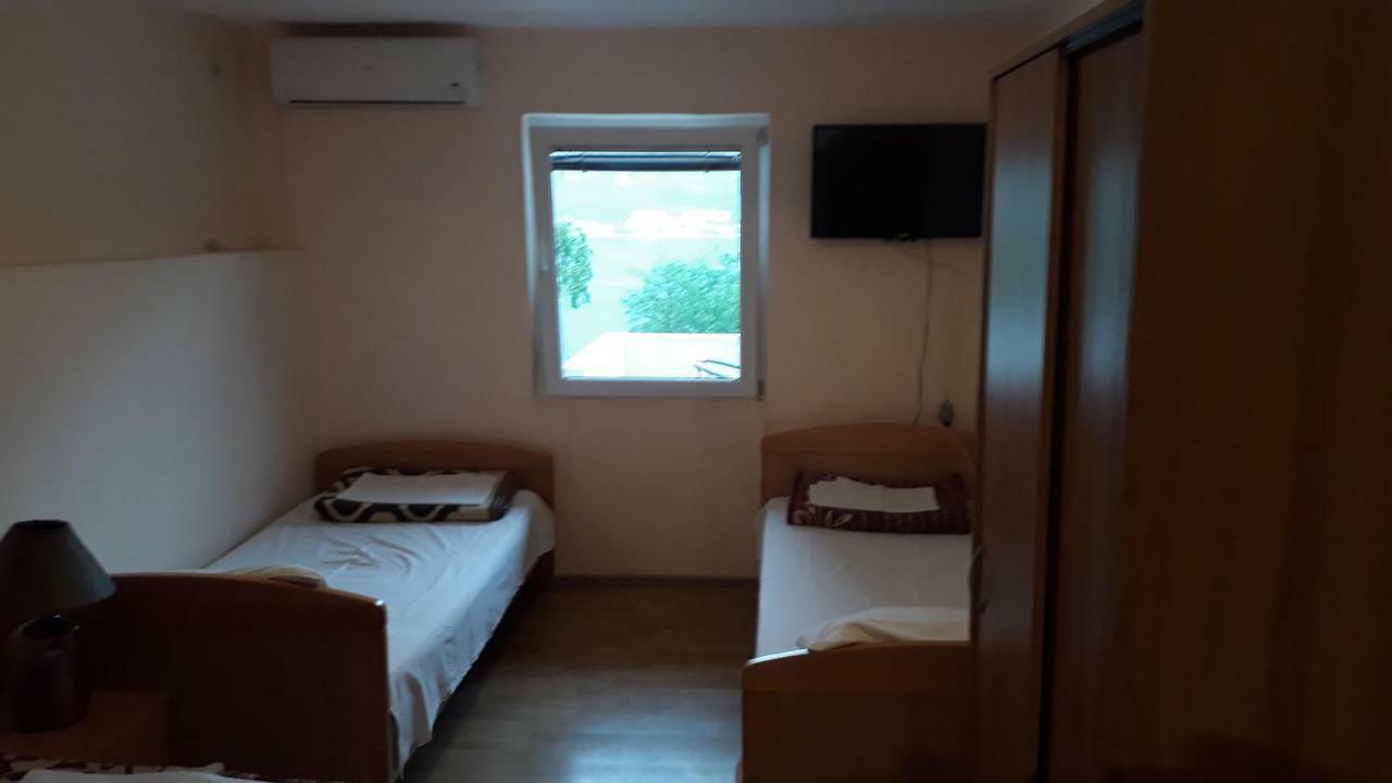 Vila Ruska Prčanj Exterior foto